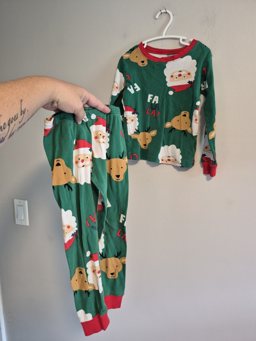 Carter's 5t Green & Red Santa Reindeer Christmas Holiday 2pc Pajama Sleep Set